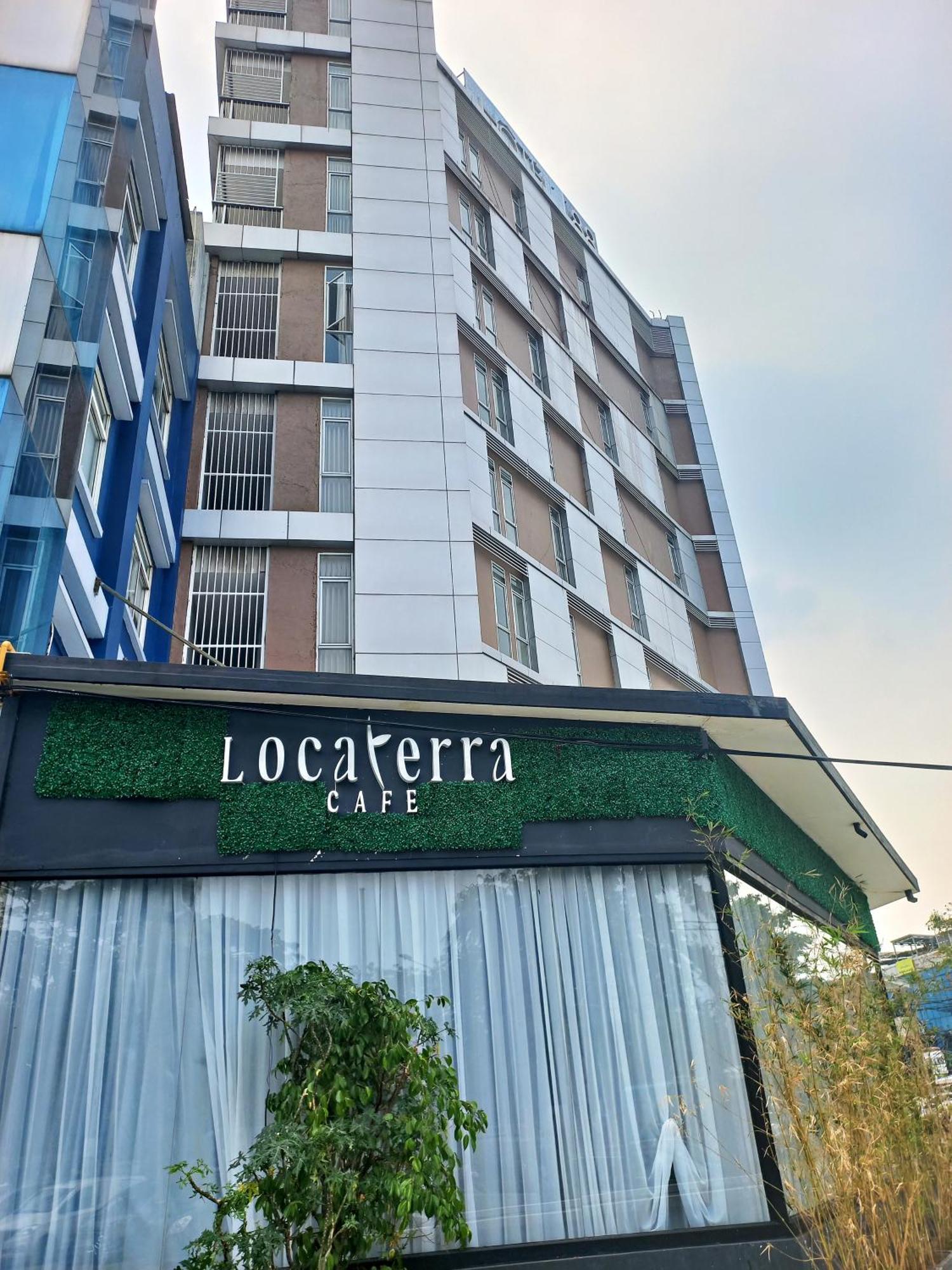 Hotel 88 Kedoya Jakarta Eksteriør bilde